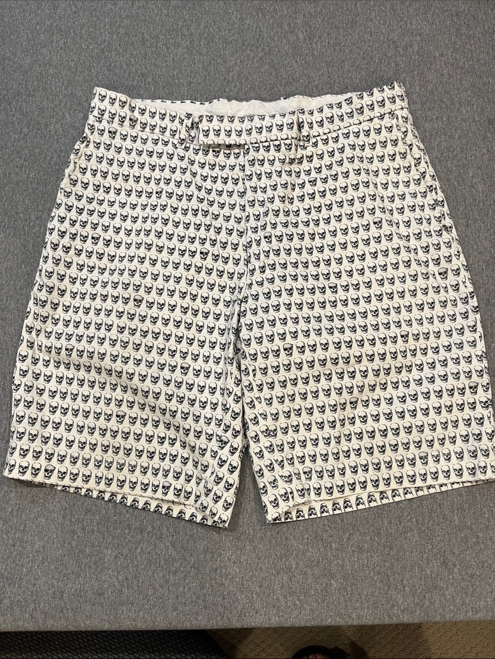 RLX Ralph Lauren men’s shorts. White with black skulls, size 34.